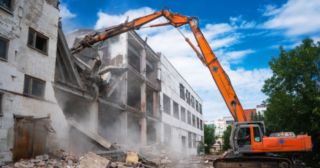 Промышленный демонтаж зданий Новошахтинск, цена от 3007 руб.