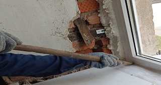 Демонтаж оконных откосов по выгодной цене от 528 руб. в Новошахтинске - Сварной-Нвш